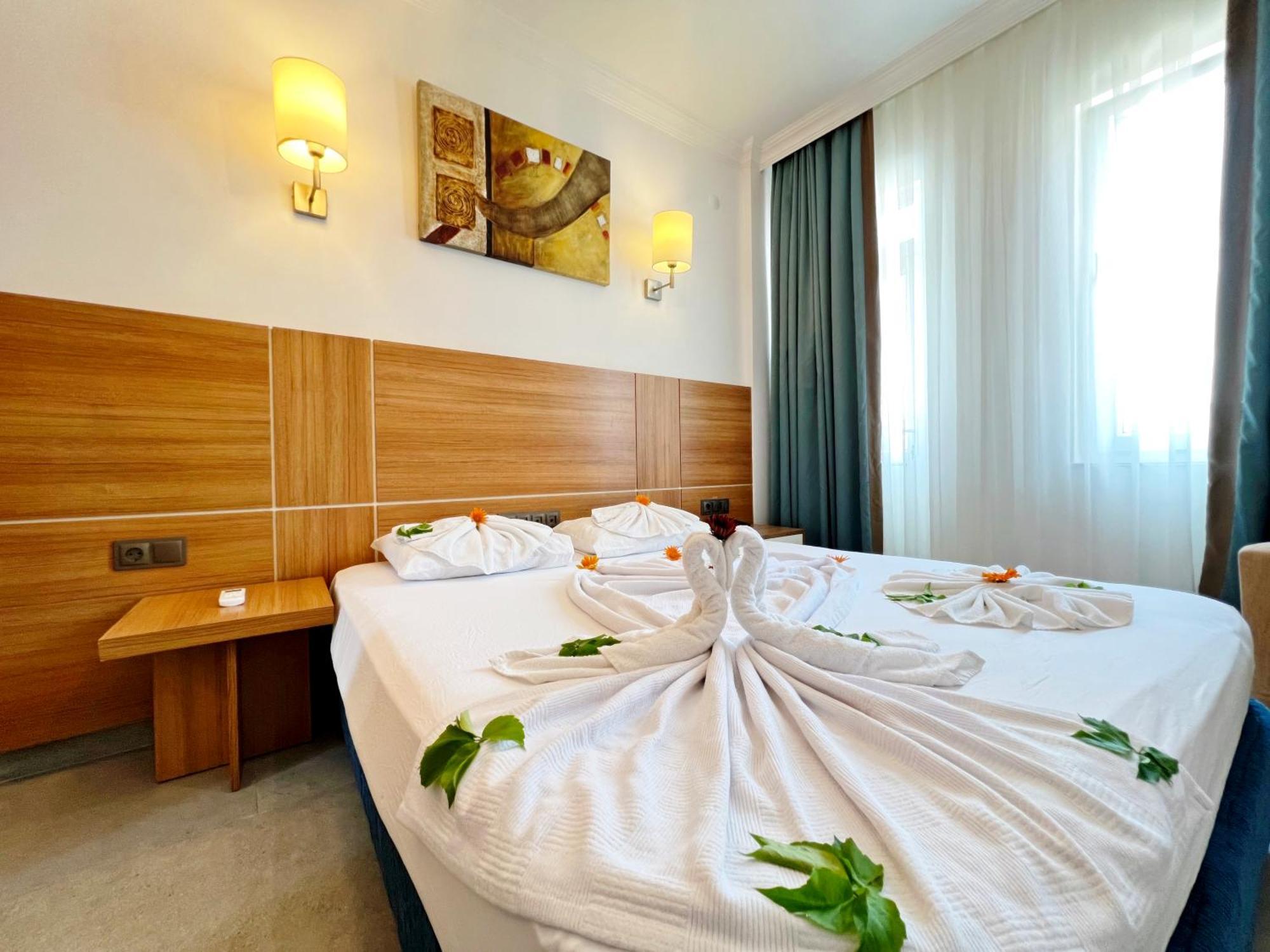 Akin Apart And Hotel Antalya Eksteriør billede